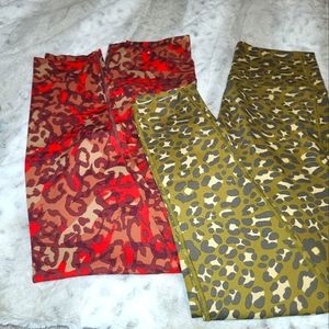 Aerie Legging one pair red leopard M, Like new